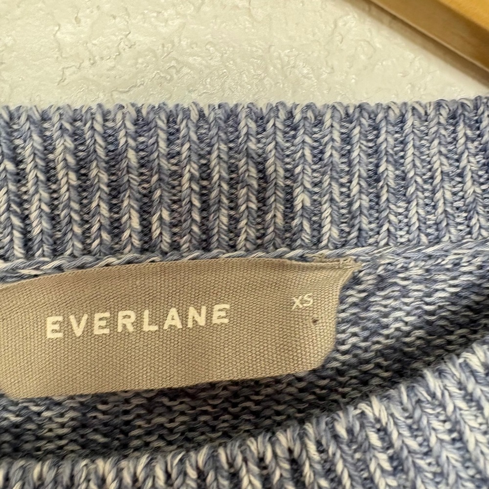 EVERLANE Crew Neck Knit Sweater Blue  Textured Pullover Women's XS - Picture 2 of 4